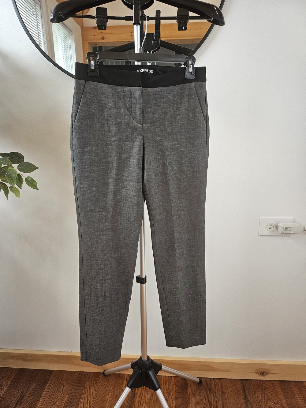 Express Women's Gray Stretch Slim Dress Pants